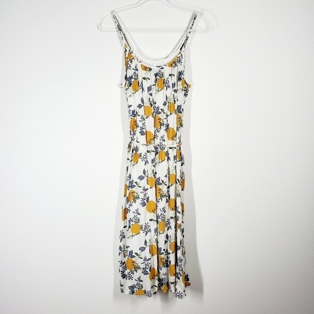 DIP SPAGHETTI STRAP DRESS